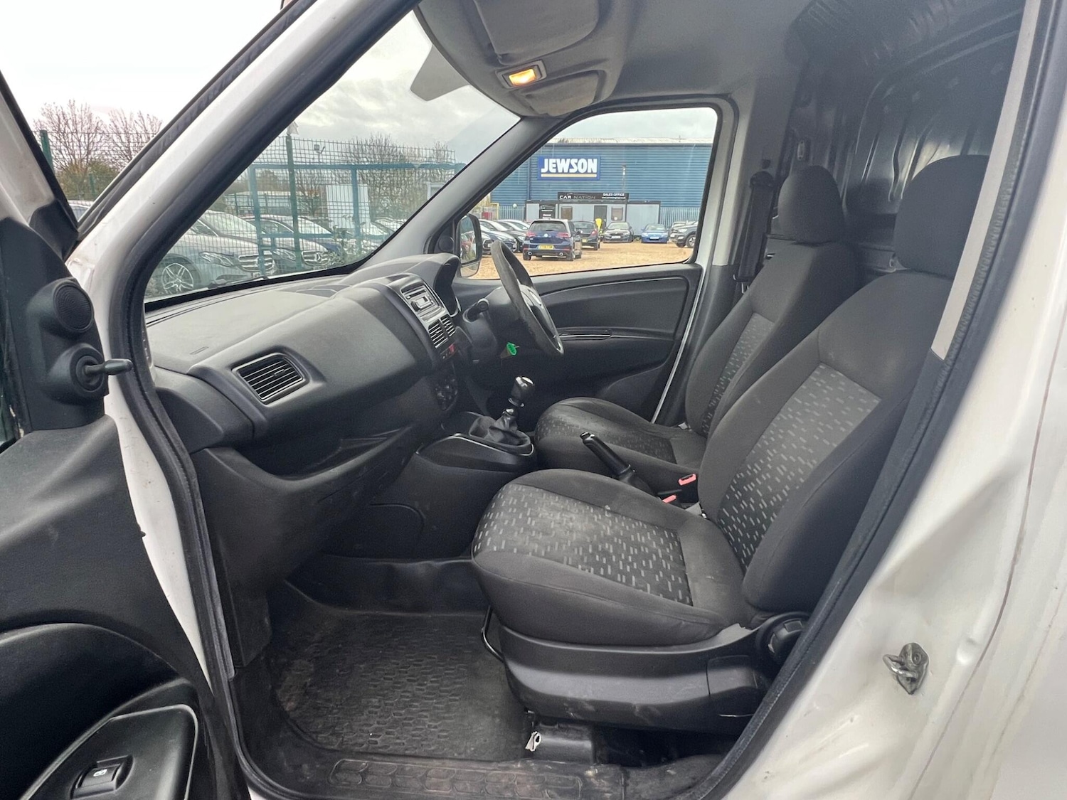 Used Vauxhall Combo 2013 for sale - 76458038: Photo 8