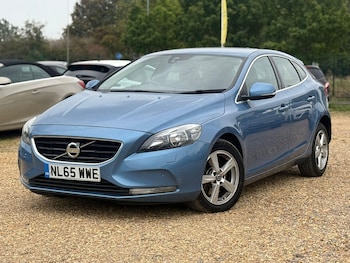Used Volvo V40 2015 for sale - 75914885: Photo