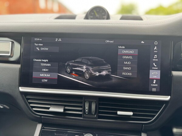 Used Porsche Cayenne 2020 for sale - 74545320: Photo 15
