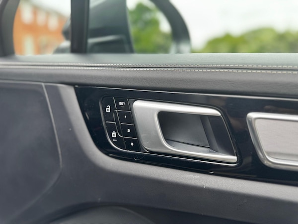 Used Porsche Cayenne 2020 for sale - 74545320: Photo 26
