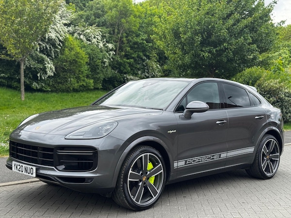 Used Porsche Cayenne 2020 for sale - 74545320: Photo 2