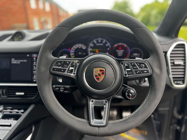 Used Porsche Cayenne 2020 for sale - 74545320: Photo 38