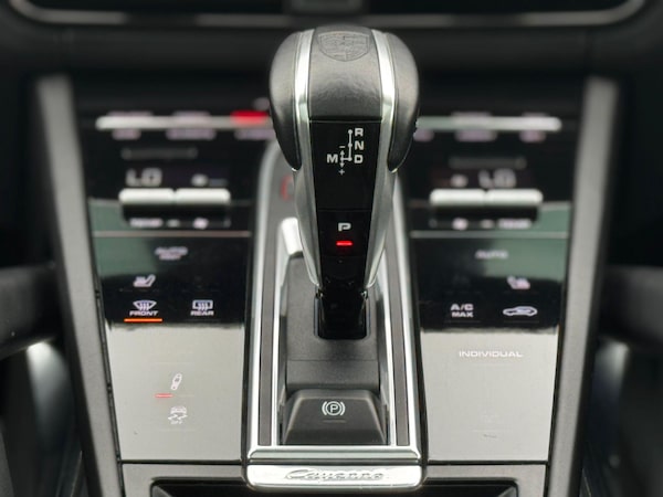 Used Porsche Cayenne 2020 for sale - 74545320: Photo 44