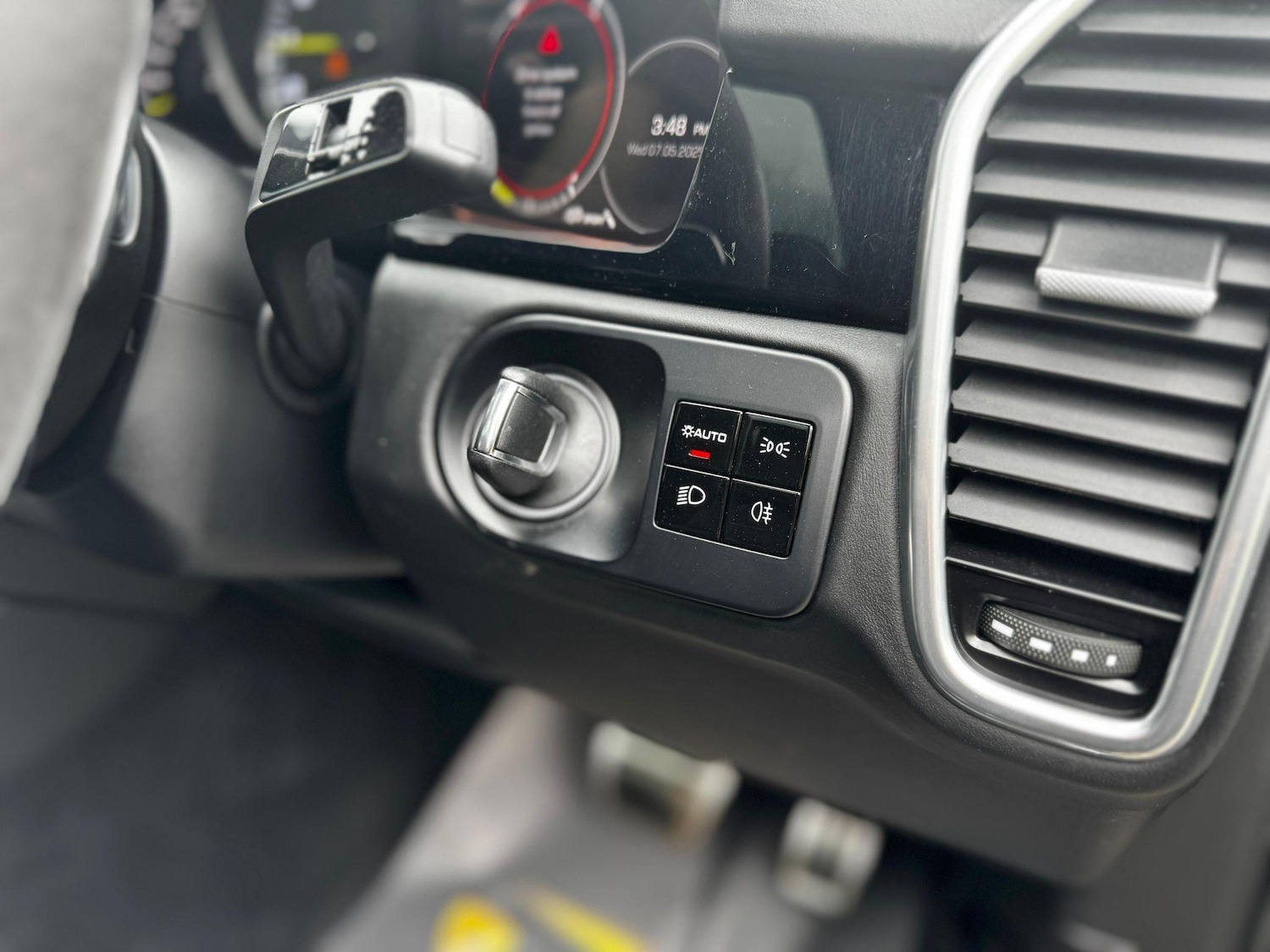 Vehicle 48
