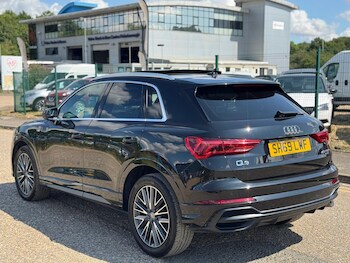 Used Audi Q3 2019 for sale - 75297576: Photo