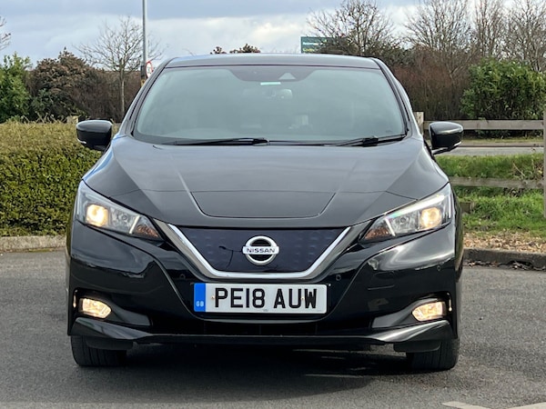 Used Nissan Leaf 2018 for sale - 73017228: Photo 2