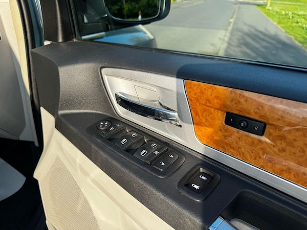 Used Chrysler Grand Voyager 2010 for sale - 74125108: Photo 26
