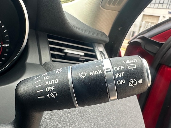 Used Land Rover Range Rover Evoque 2012 for sale - 73298016: Photo 32