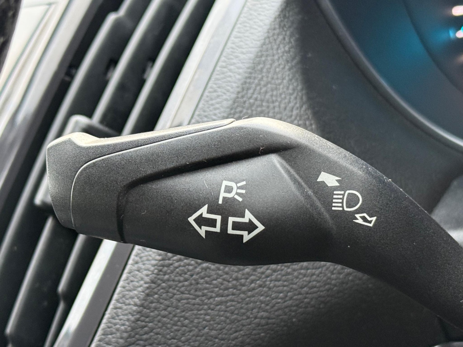 Used Ford Kuga 2015 for sale - 76167386: Photo 15