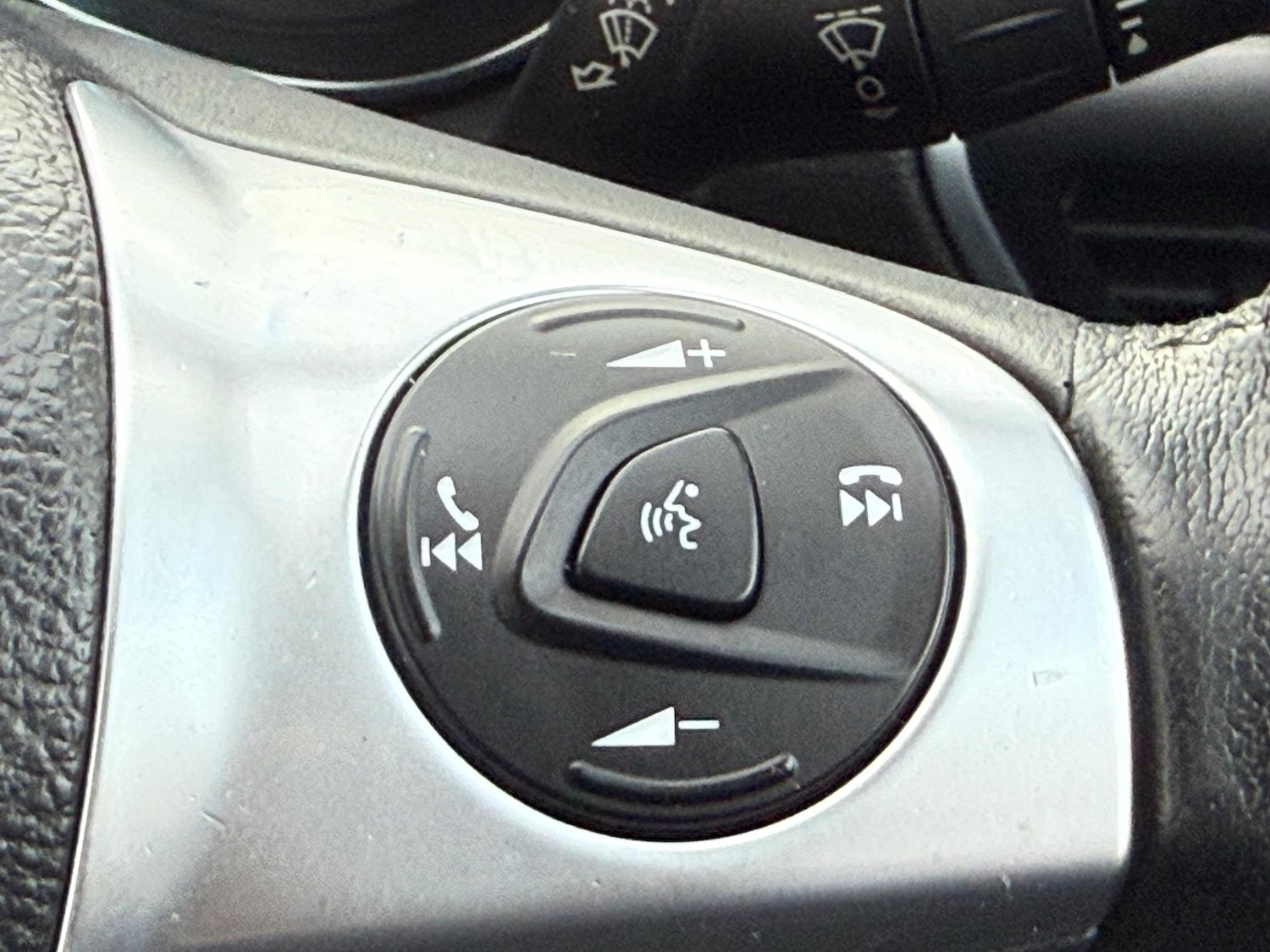 Used Ford Kuga 2015 for sale - 76167386: Photo 17