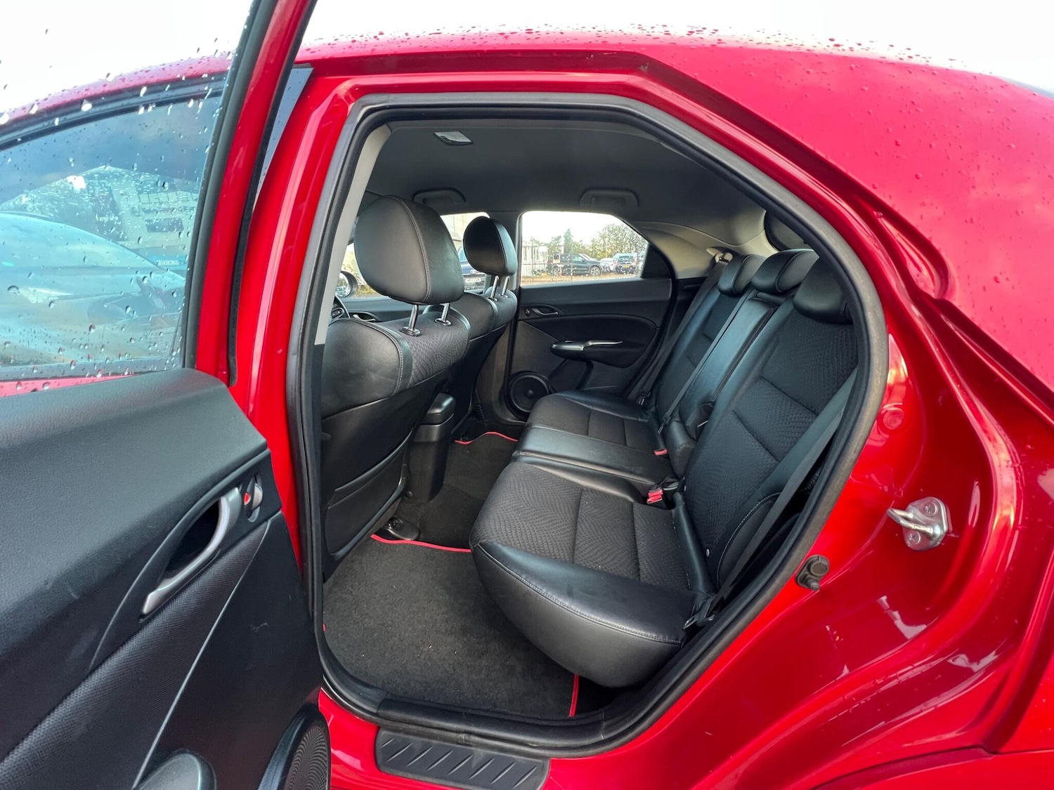 Used Honda Civic 2010 for sale - 76457836: Photo 16