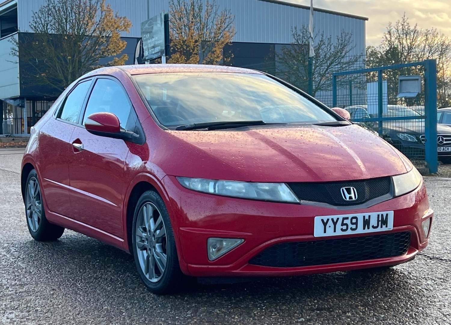 Used Honda Civic 2010 for sale - 76457836: Photo 4