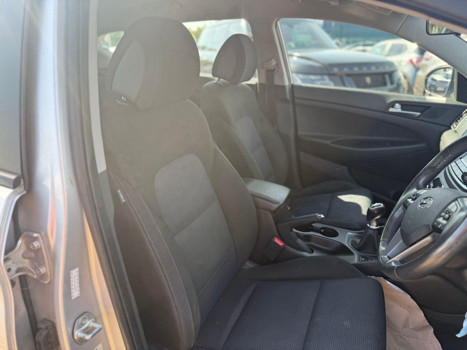 Used Hyundai TUCSON 2015 for sale - 76042359: Photo 9