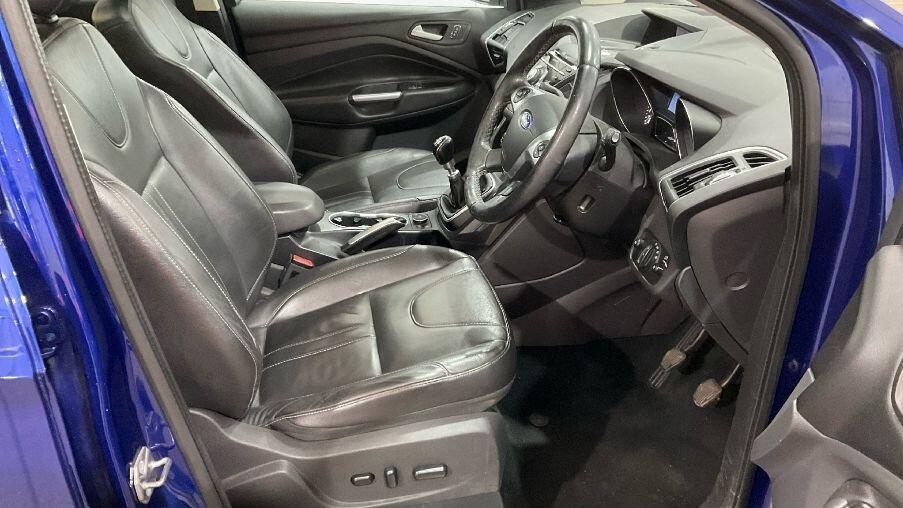 Used Ford Kuga 2015 for sale - 76317785: Photo 4