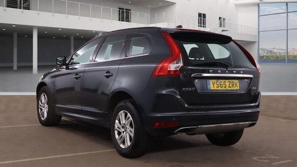 Used Volvo XC60 2015 for sale - 76317766: Photo 2