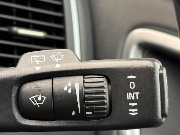 Used Volvo XC60 2015 for sale - 72794692: Photo 30