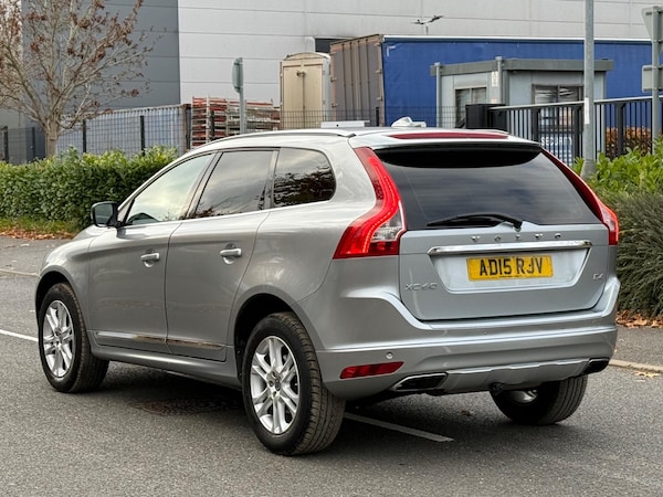 Used Volvo XC60 2015 for sale - 72794692: Photo 4