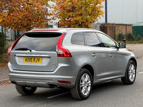 Used Volvo XC60 2015 for sale - 72794692: Photo 6