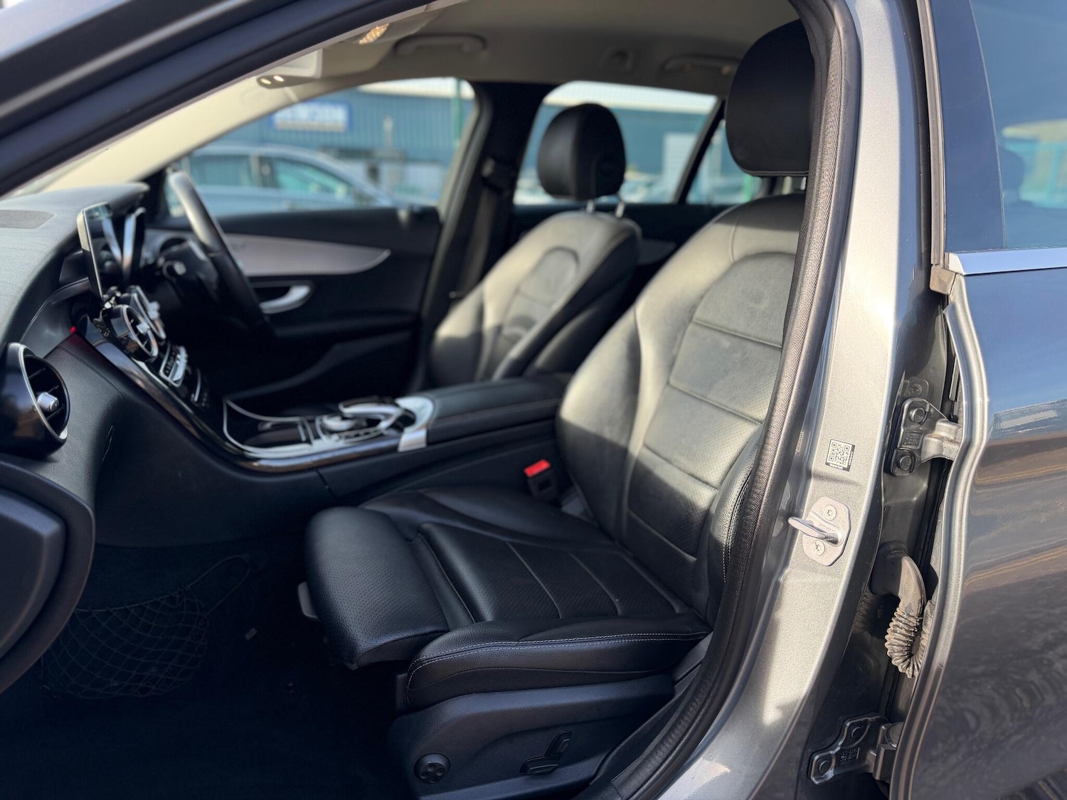 Used Mercedes-Benz C Class 2019 for sale - 75334163: Photo 14