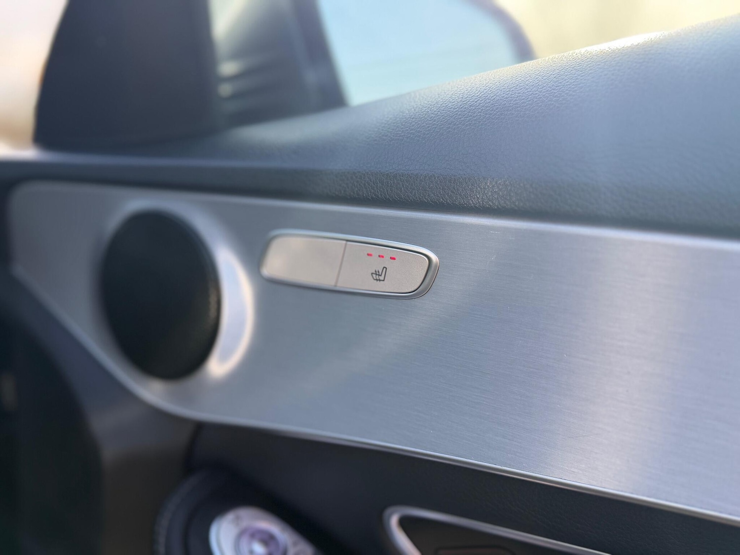 Used Mercedes-Benz C Class 2019 for sale - 75334163: Photo 17