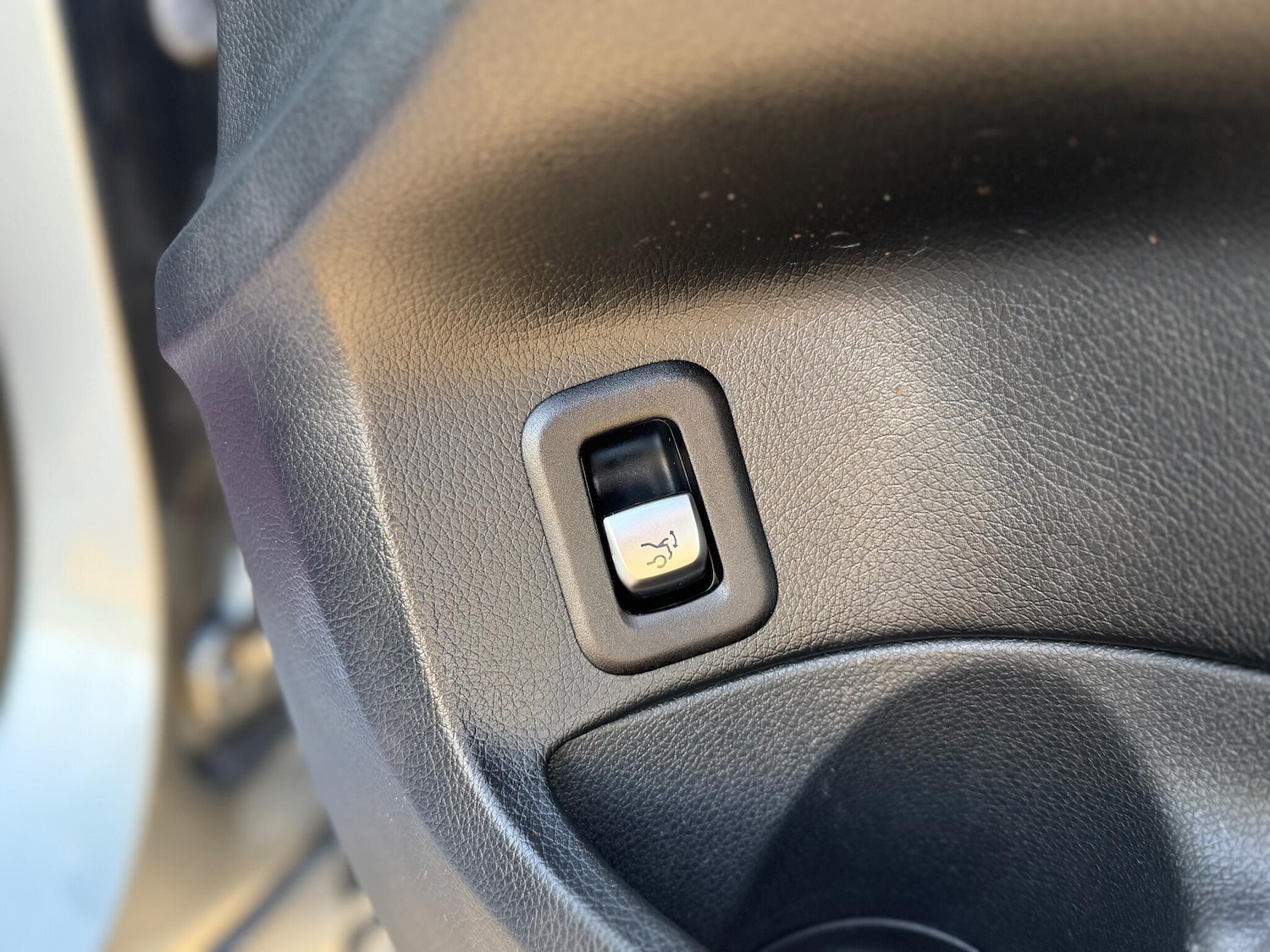 Used Mercedes-Benz C Class 2019 for sale - 75334163: Photo 22