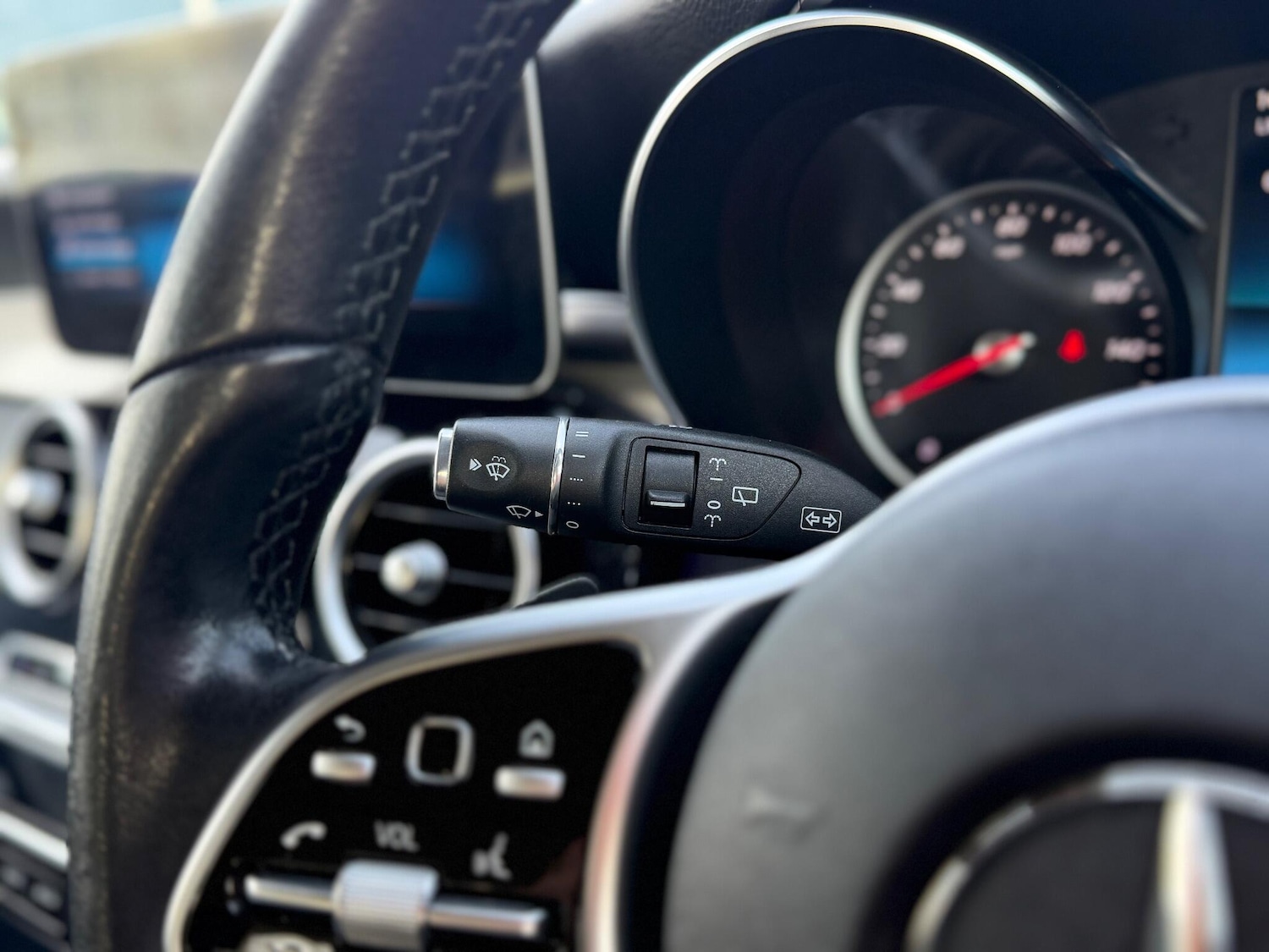 Used Mercedes-Benz C Class 2019 for sale - 75334163: Photo 37