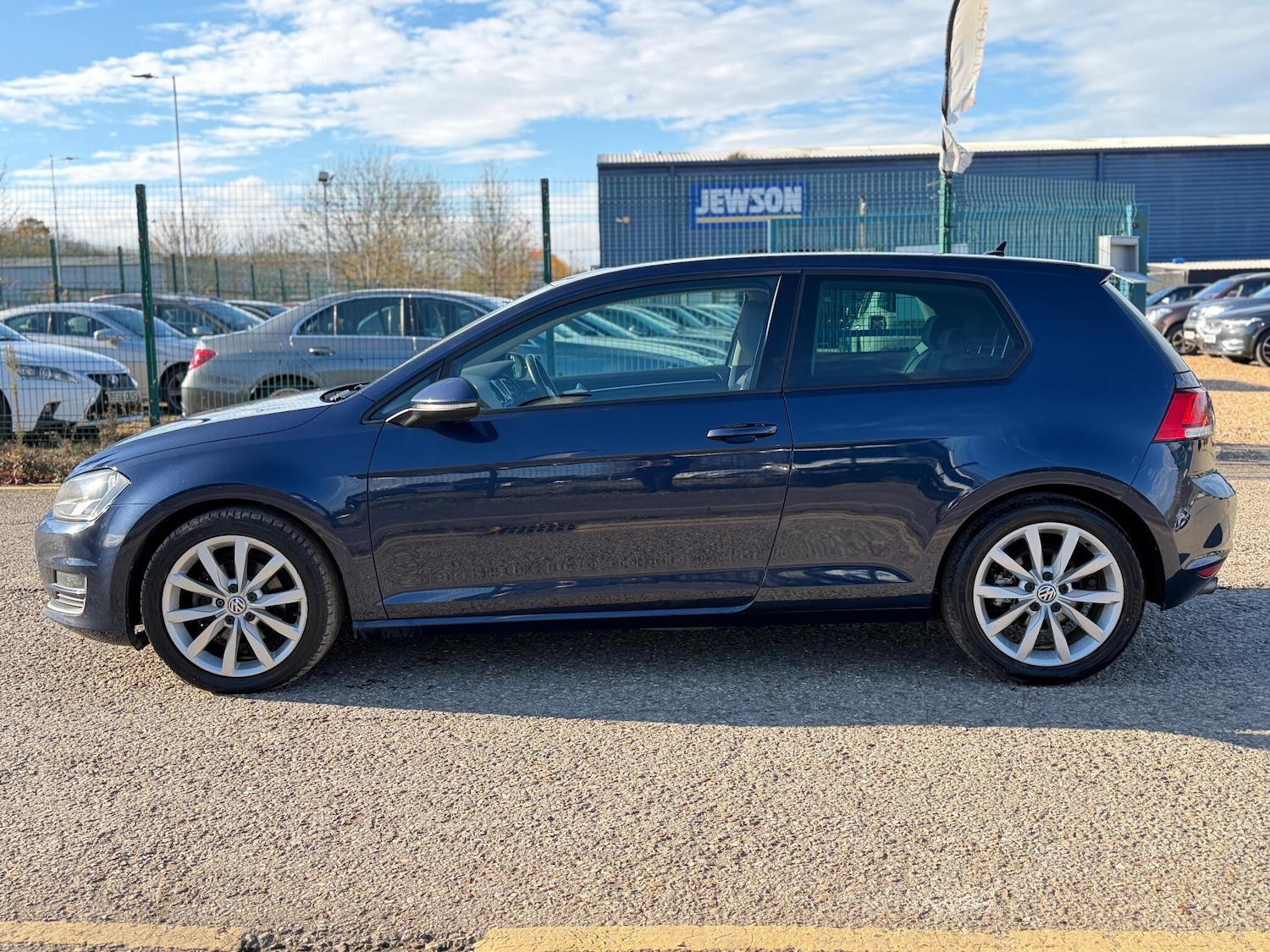 Used Volkswagen Golf 2013 for sale - 75949641: Photo 7