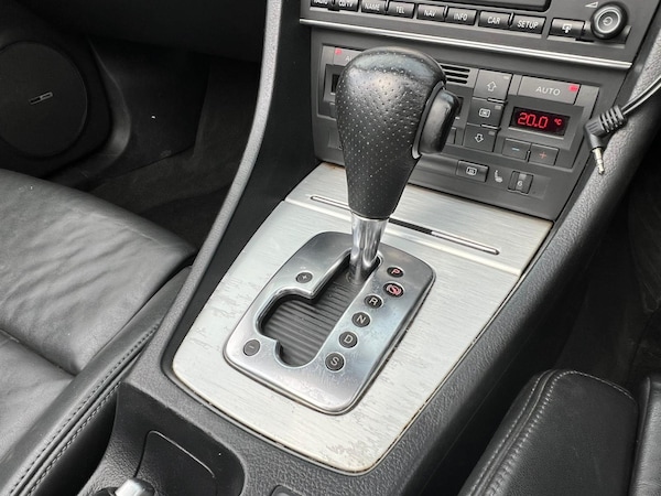 Used Audi A4 Cabriolet 2006 for sale - 76270770: Photo 12