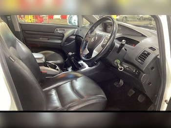 Used Ssangyong Turismo 2017 for sale - 76632758: Photo