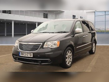 Used Chrysler Grand Voyager 2013 for sale - 76887492: Photo