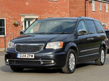 Used Chrysler Grand Voyager 2014 for sale - 73510835: Photo