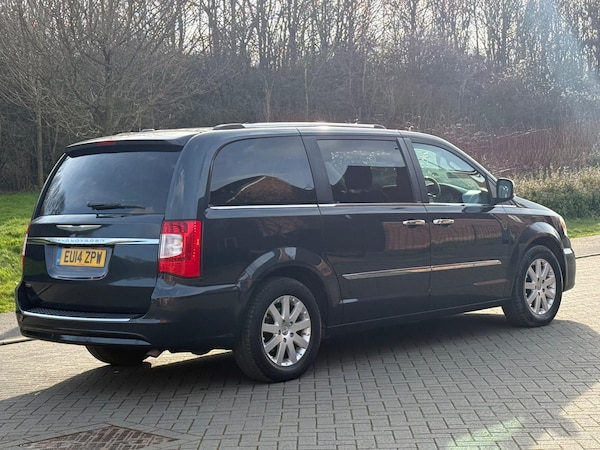 Used Chrysler Grand Voyager 2014 for sale - 73510835: Photo 4