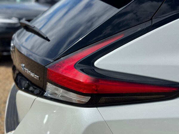 Used Nissan Leaf 2021 for sale - 74323812: Photo 11