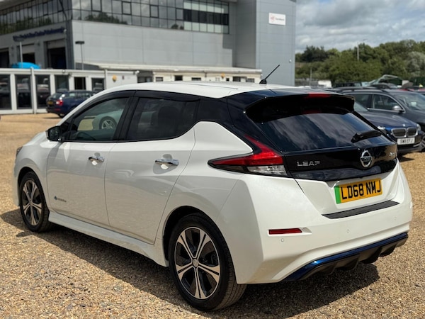 Used Nissan Leaf 2021 for sale - 74323812: Photo 8