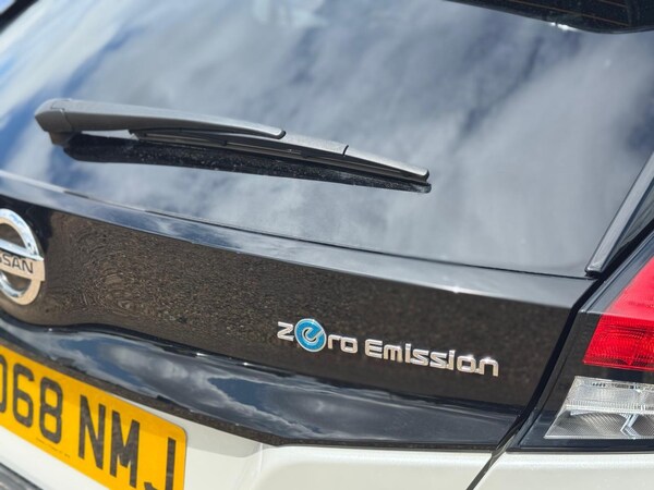 Used Nissan Leaf 2021 for sale - 74323812: Photo 9