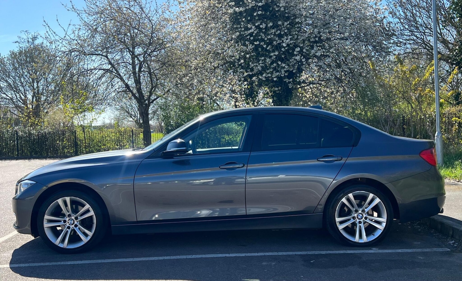 Used BMW 3 Series 2012 for sale - 76317887: Photo 8