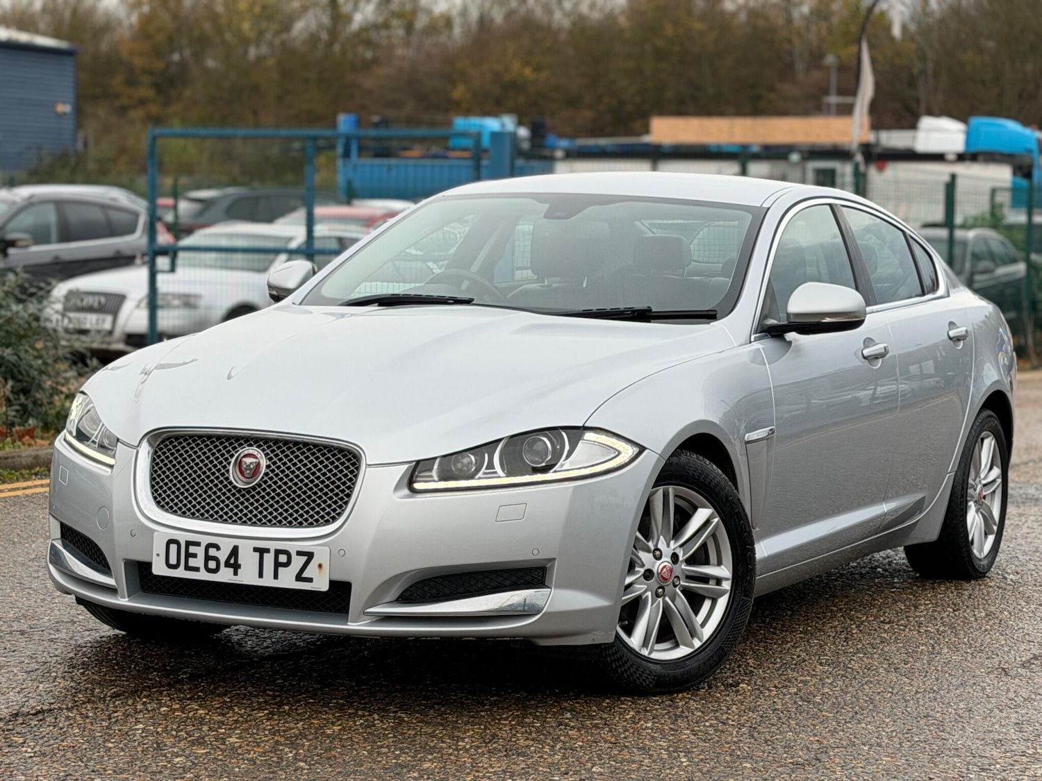 Used Jaguar XF 2014 for sale - 76201429: Photo 2