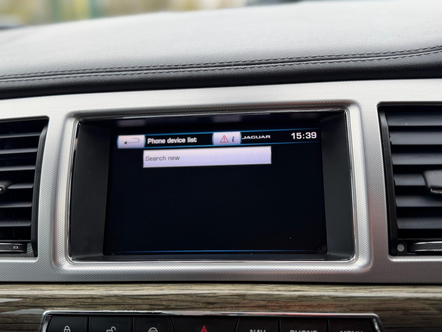 Used Jaguar XF 2014 for sale - 76201429: Photo 29