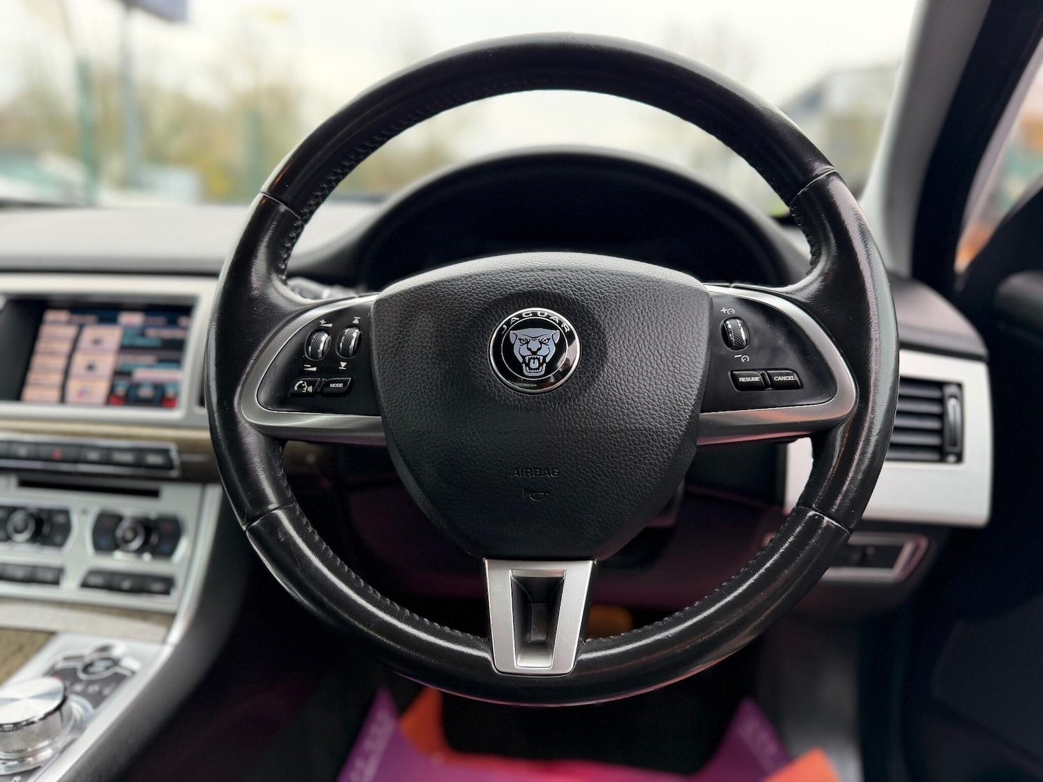 Used Jaguar XF 2014 for sale - 76201429: Photo 38