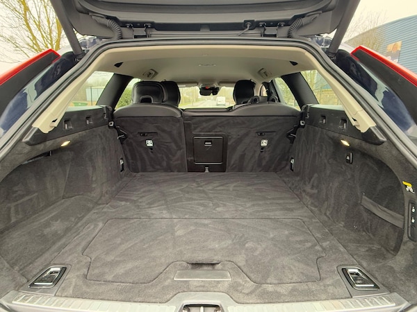 Used Volvo V90 Cross Country 2019 for sale - 73417024: Photo 12