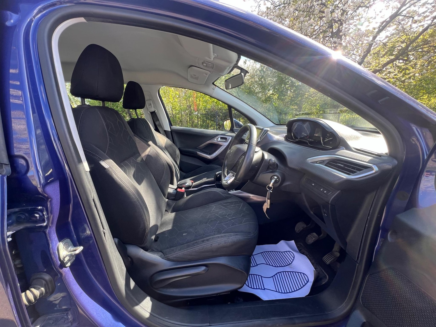 Used Peugeot 2008 2014 for sale - 76152258: Photo 9