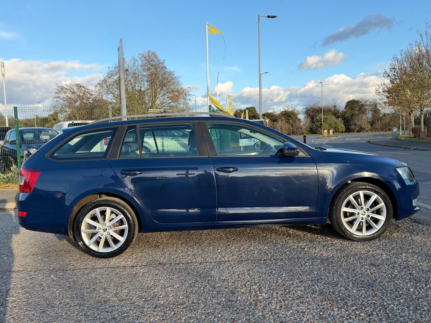 Used Skoda Octavia 2013 for sale - 76201233: Photo 3