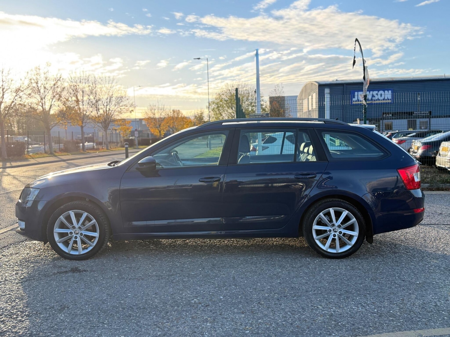 Used Skoda Octavia 2013 for sale - 76201233: Photo 4