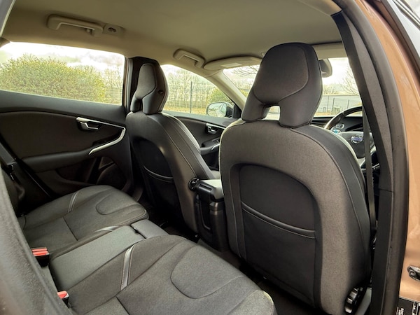 Used Volvo V40 Cross Country 2014 for sale - 73349178: Photo 11