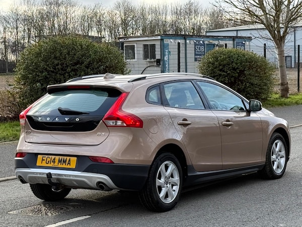 Used Volvo V40 Cross Country 2014 for sale - 73349178: Photo 4