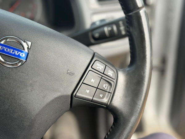 Used Volvo S40 2012 for sale - 75333603: Photo 15