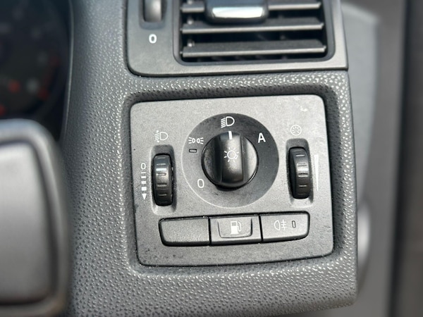 Used Volvo S40 2012 for sale - 75333603: Photo 20