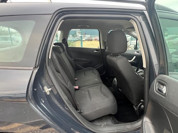 Used Peugeot 308 2011 for sale - 76645170: Photo