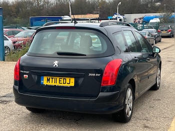 Used Peugeot 308 2011 for sale - 76645170: Photo