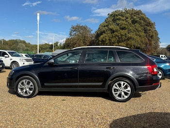 Used Skoda Octavia 2015 for sale - 75906033: Photo